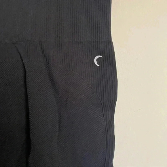 ZYIA Active black leggings - Picture 6 of 7